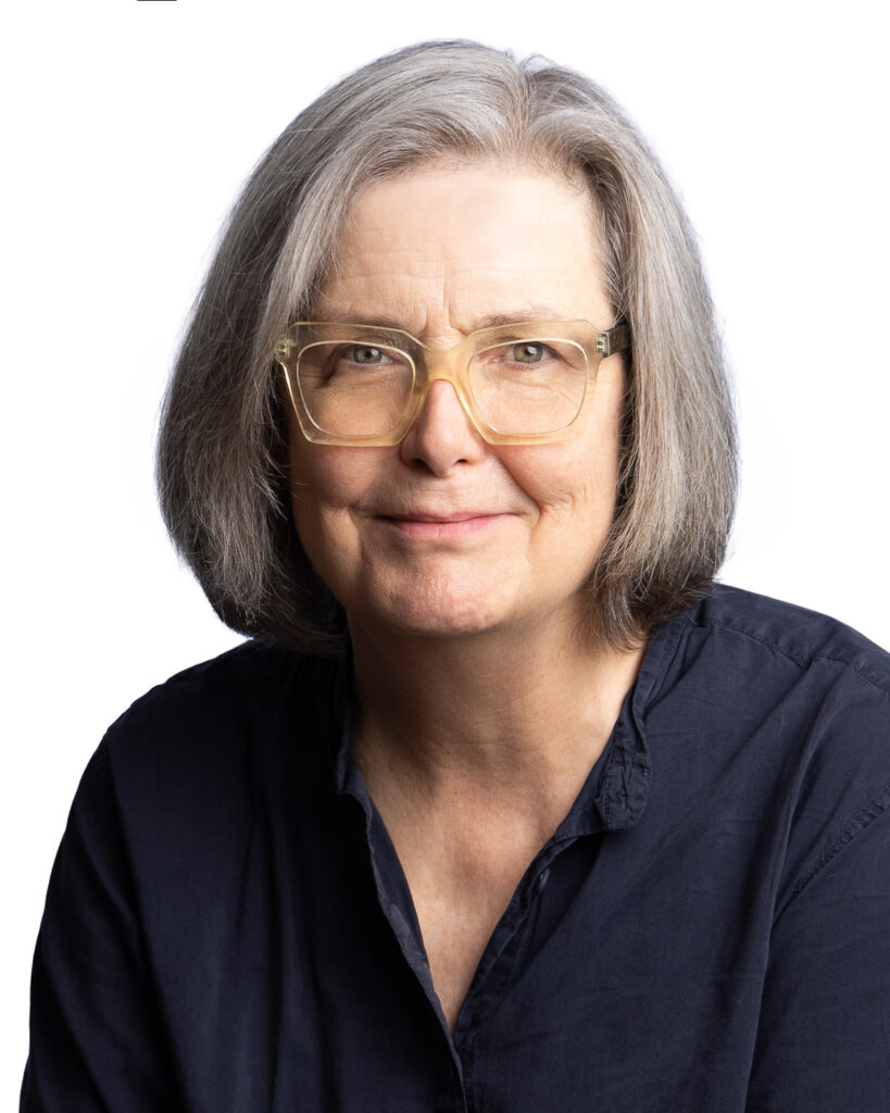David Beyda photography studio portrait of legendary courtroom sketch artist Elizabeth Williams NYC